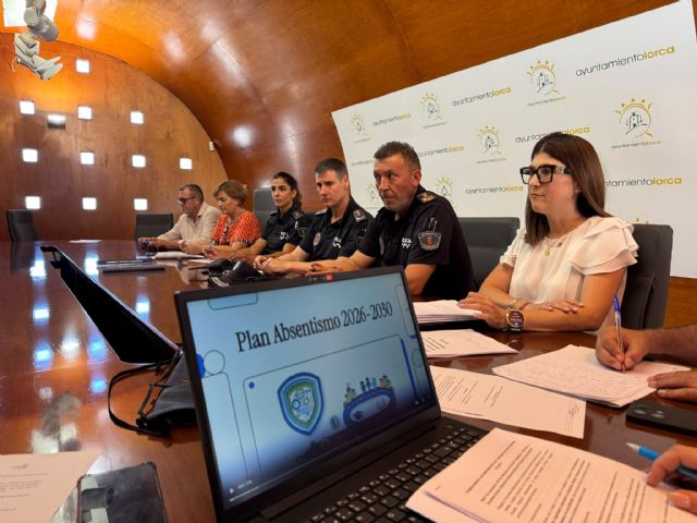 El Ayuntamiento de Lorca avanza en la aprobación de un Plan Municipal para prevenir el absentismo y el abandono escolar - 3, Foto 3