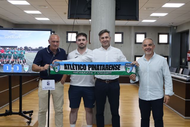 El Ayuntamiento recibe al Atlético Pinatarense tras una temporada histórica - 2, Foto 2