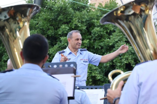 La Unidad de Música de la Academia General del Aire y del Espacio ofreció un brillante concierto como antesala de las fiestas de la Virgen del Carmen - 2, Foto 2