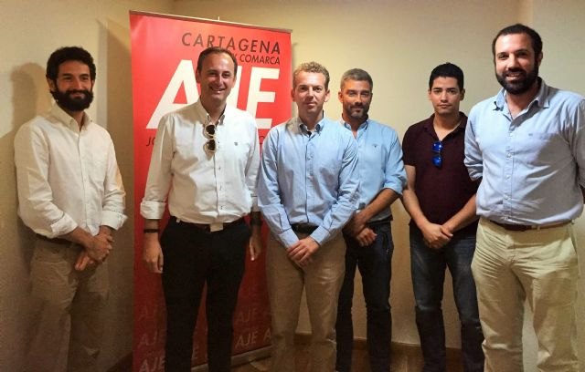 La Comunidad explora nuevas oportunidades de negocio vinculadas al buceo y los cruceros para emprendedores de Cartagena - 1, Foto 1