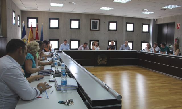 El Ayuntamiento cierra la Cuenta General de 2016 con un superávit de 896.948,70 euros - 1, Foto 1