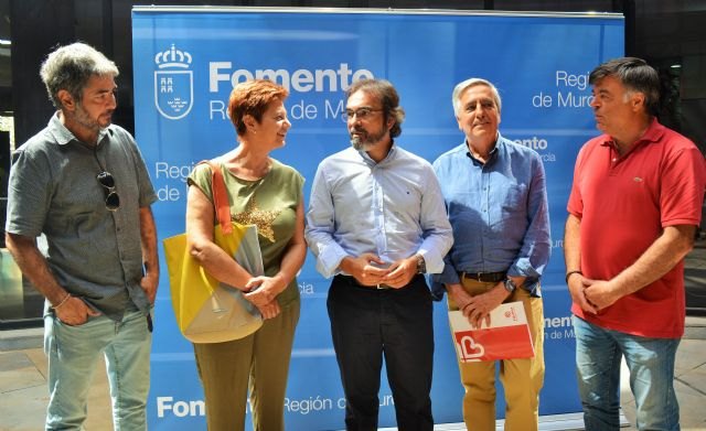 La Comunidad ayuda a 261 personas en riesgo de exclusión social a pagar su vivienda y evitar desahucios - 1, Foto 1