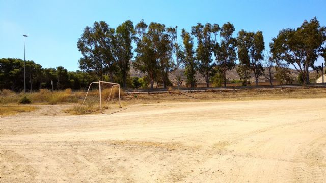 Manuel Padín: El parque de los horrores en la Media Legua va a peor y supone un auténtico peligro para niños y padres - 2, Foto 2