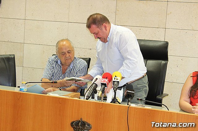 Se realiza una recepción a Francisco Cayuela Cánovas, Foto 5