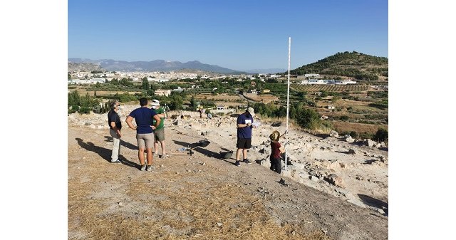 Quince alumnos han participado en la campaña de excavación arqueológica de Begastri - 1, Foto 1