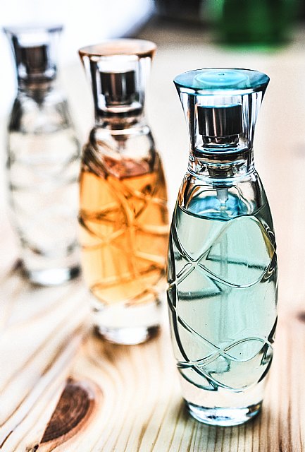 Esenzzia revela los mejores trucos para potenciar las cualidades de los perfumes de imitación - 1, Foto 1