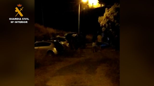 Sorprendidos cerca de 70 jóvenes en un paraje rural de Fortuna mientras realizaban un botellón incumpliendo las medidas de seguridad - 1, Foto 1
