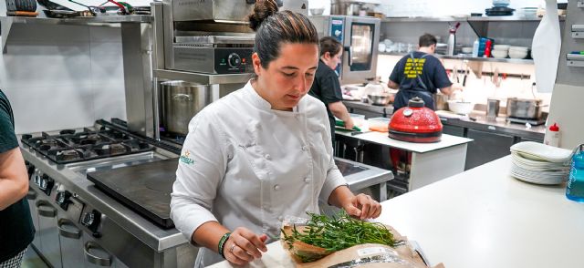 Magoga complementa uno de sus platos con hinojo marino cultivado reutilizando agua y nutrientes - 2, Foto 2