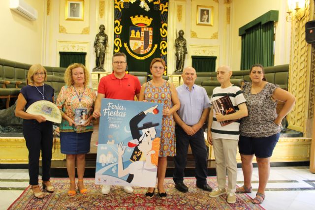 Ayuntamiento y colectivos festeros presentan el cartel de la Feria y Fiestas de Jumilla 2022 - 2, Foto 2