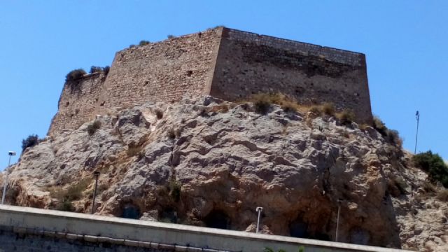 Las obras de restauración del Fuerte de Despeñaperros llevan un año paradas - 2, Foto 2