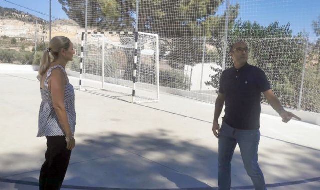 La pista polideportiva de Canara luce un renovado aspecto - 4, Foto 4