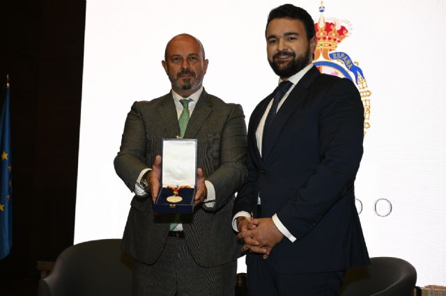 El Senado de España recibe la Medalla de Oro del Cante de las Minas - 1, Foto 1