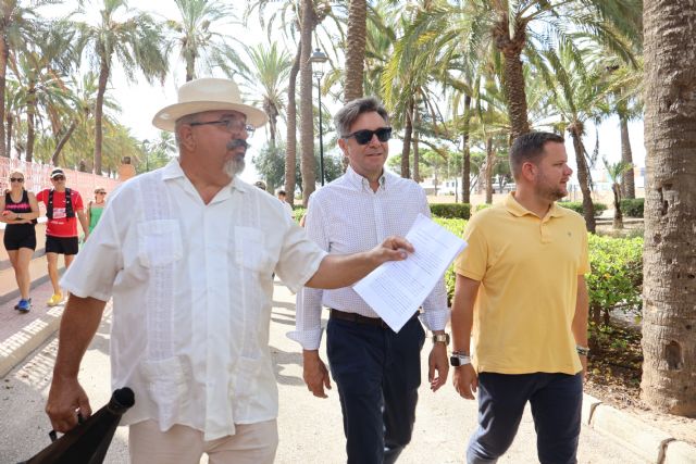 Más de un centenar de personas participan en una visita guiada a la histórica Casa del Reloj - 1, Foto 1