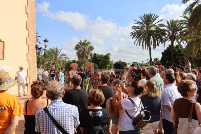 Más de un centenar de personas participan en una visita guiada a la histórica Casa del Reloj - 4, Foto 4