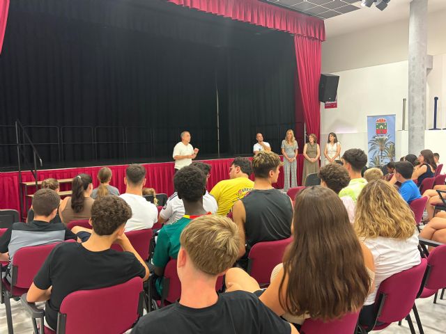 Medio centenar de menores participan en agosto en la Escuela de Verano de Santiago y Zaraiche - 2, Foto 2