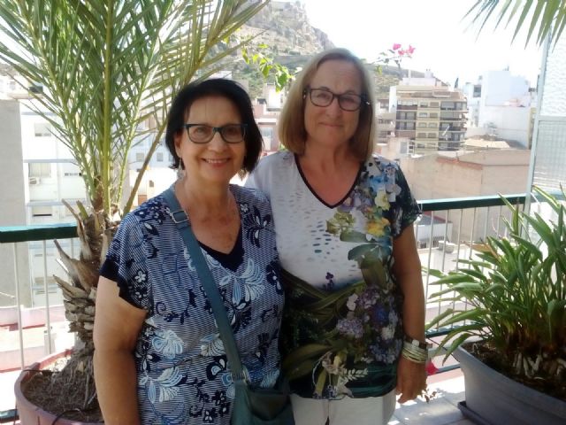 La pintora jumillana Dolores Balsalobre participa en la Exposición Nacional Presos de las Bellas Artes y Artesanía 2017 - 1, Foto 1