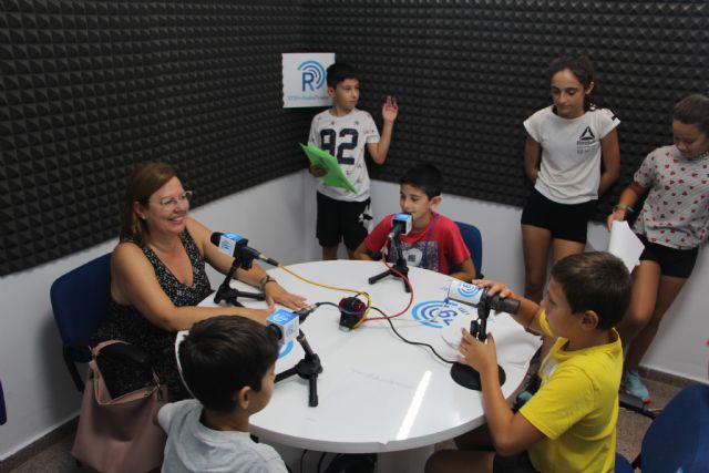 Radio Pinatar imparte un taller para acercar este medio de comunicación a los más pequeños - 2, Foto 2