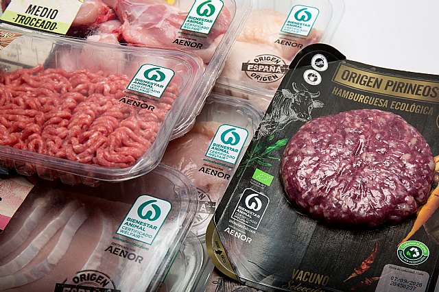El bienestar animal certificado llega a más de 4.000 supermercados españoles - 1, Foto 1