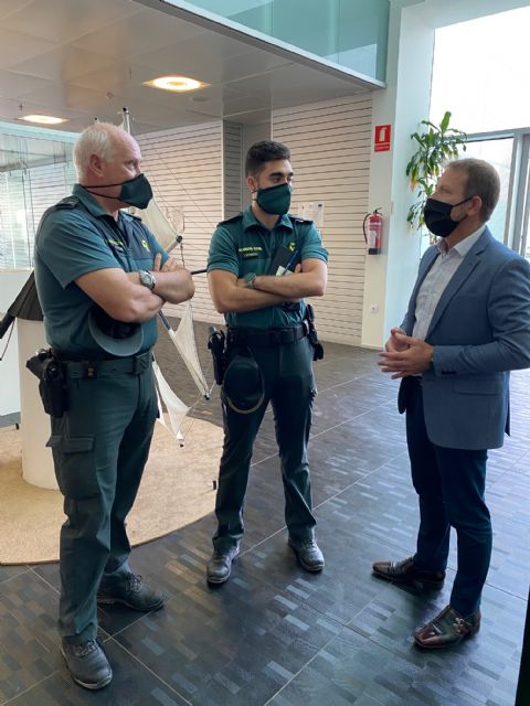 El Alcalde recibe al nuevo Comandante de Puesto de la Guardia Civil de Torre Pacheco - 2, Foto 2