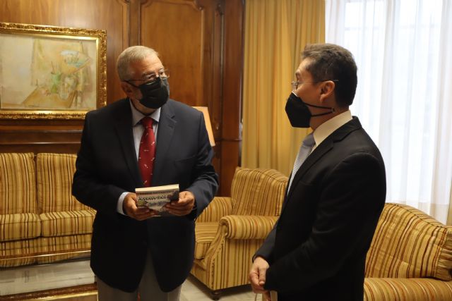 El presidente de la Asamblea Regional recibe al nuevo cónsul de Ecuador - 1, Foto 1