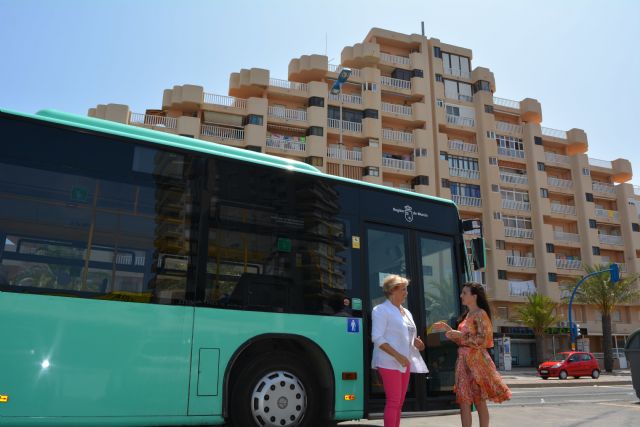 Se amplía una semana el refuerzo de los servicios de Movibus en La Manga - 1, Foto 1