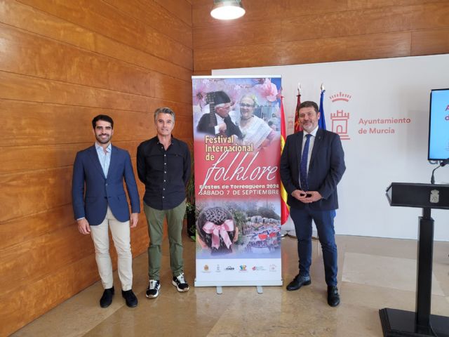 Torreagüera se prepara para sus ´Jornadas Culturales´ y su Festival Internacional de Folklore, Foto 1