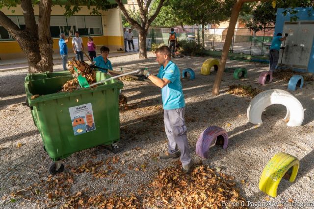 El Ayuntamiento ultima los trabajos de mantenimiento y limpieza en colegios a unos días del inicio del curso escolar - 1, Foto 1