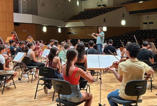La Orquesta de Jóvenes ensaya toda la semana para su concierto de este viernes en el Auditorio regional - 1, Foto 1