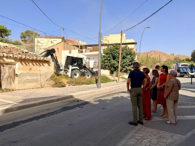 El Ayuntamiento ejecuta el primer derribo de un inmueble en su lucha contra la infravivienda y el control de los empadronamientos en todo el municipio - 3, Foto 3