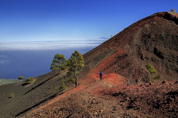 La ruta de los volcanes de la Palma vuelve a abrirse al público
