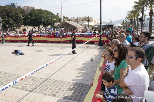 La Policía Nacional celebró su patrón con un simulacro de atentado terrorista en el puerto de Cartagena - 3, Foto 3