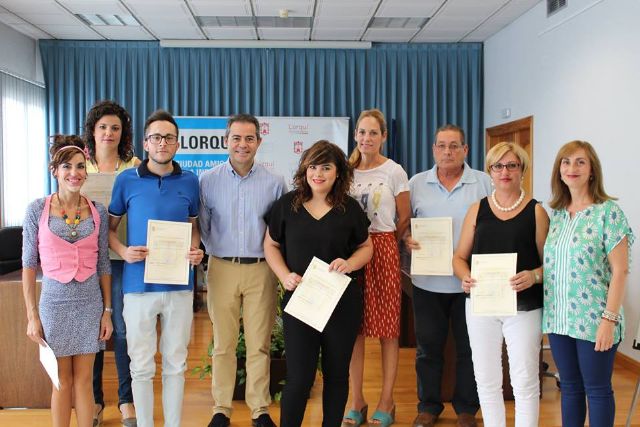 14 vecinos del municipio obtienen sus diplomas en Operaciones Auxiliares de Servicios Administrativos y Generales - 1, Foto 1