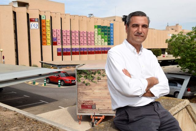 Pedro Lozano, reelegido decano de la Facultad de Química de la Universidad de Murcia - 1, Foto 1