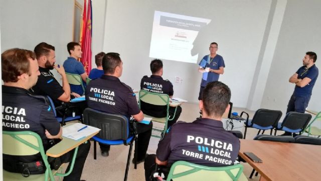 La Policía Local se forma para salvar vidas - 1, Foto 1