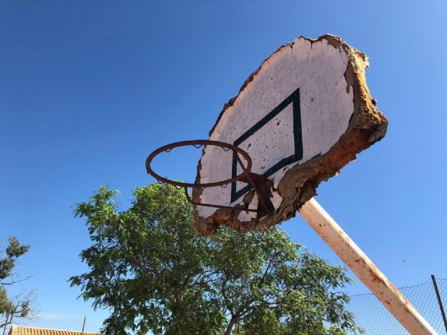 El PP solicita la recuperación de la pista deportiva de Santa María - 4, Foto 4