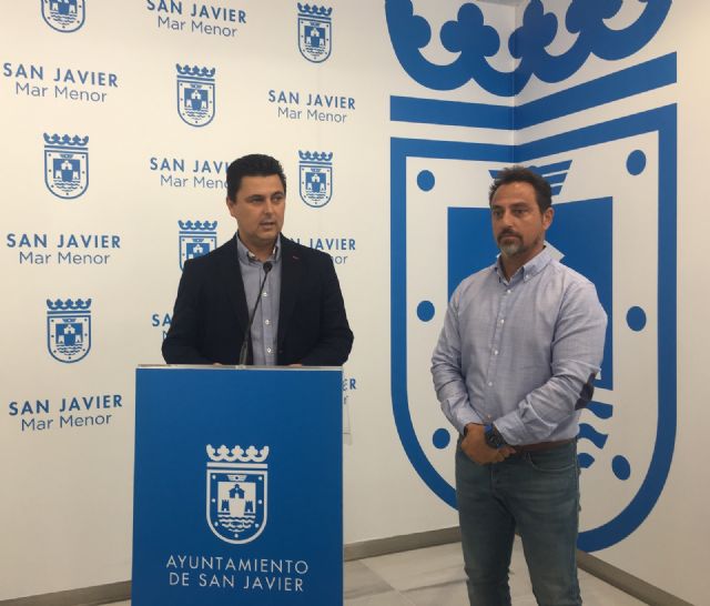 San Javier celebrará el Día de la Fiesta Nacional con una Exhibición Aérea Nocturna sobre la playa de Santiago de la Ribera - 2, Foto 2