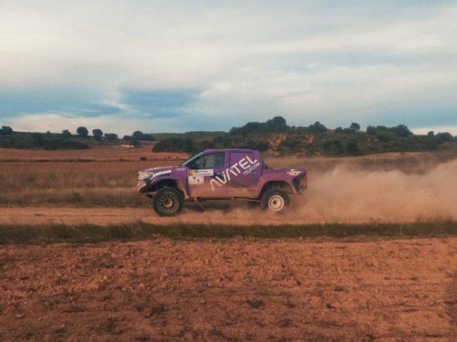 Villanueva logra ser el líder absoluto de la competición en la primera etapa del sábado - 1, Foto 1