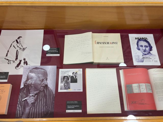 El Archivo Municipal de Murcia abre sus puertas a una exposición dedicada a cuatro grandes escritores que fueron portada del suplemento Ababol de LA VERDAD - 4, Foto 4