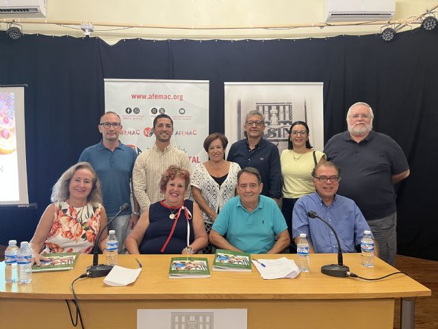 Solidaridad y gastronomía se unen en el último libro de María Pérez Pallarés y Cristóbal J. Pérez Quiñonero - 3, Foto 3