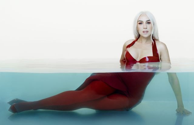 Mónica Naranjo regresa con “Por un Like”, un himno actual que marca el inicio de su “Greatest Hits Tour” en España - 1, Foto 1