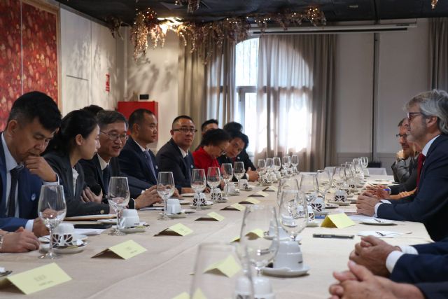 Murcia ‘vende’ el atractivo inversor de la Región ante cerca de 400 comerciantes y empresarios chinos - 1, Foto 1