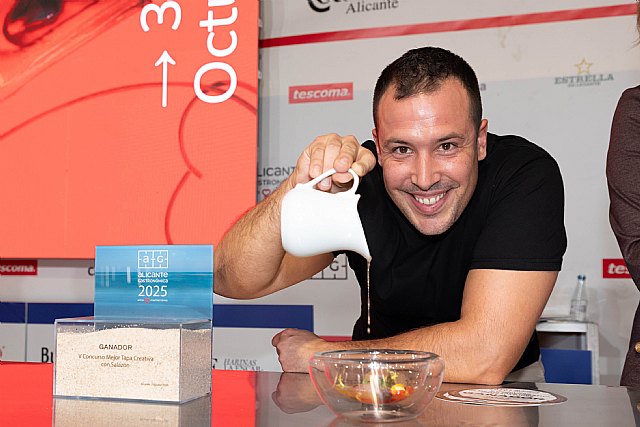 Mesón La Noria (Rojales) gana la III edición Concurso al Mejor Caldo con Pelotas celebrado en la Feria Alicante Gastronómica - 1, Foto 1