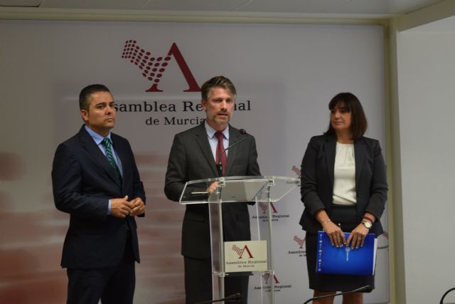 El PP defiende la libertad religiosa y su ejercicio con la aprobación de una moción en la Asamblea Regional - 1, Foto 1