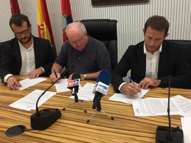 Firma de Convenio para la promoción y divulgación del Cuaternario y de la Paleoantropología en el municipio de Torre-Pacheco - 1, Foto 1