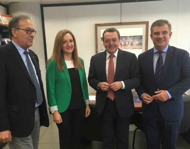 Ascensión Carreño pide a CROEM apoyo para conseguir la solución definitiva al problema del déficit hídrico y en defensa de los agricultores - 1, Foto 1