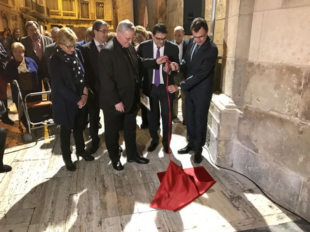 Murcia reconoce la figura de Jaime Bort con una placa conmemorativa junto al imafronte de la Catedral - 1, Foto 1