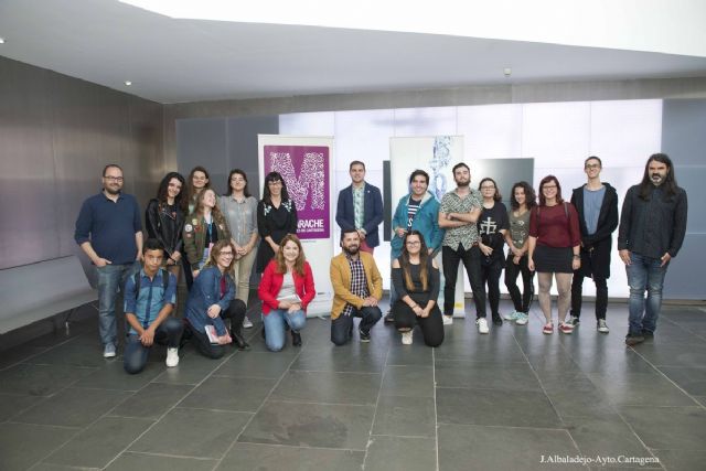 Los quince jovenes de Libreta Mandarache comienzan el curso con una visita especial al ARQUA - 1, Foto 1