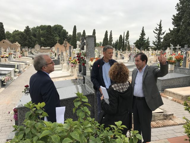 Una nueva guía por el cementerio del Padre Jesús recopila a las personalidades más relevantes del mundo económico y político del siglo XIX - 2, Foto 2