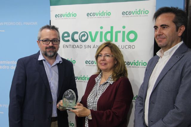 El plan estival de Ecovidrio incrementa un 18% el reciclado de vidrio en San Pedro del Pinatar - 1, Foto 1