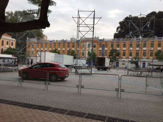 Ahora Murcia denuncia que el PP vuelve a montar en horario escolar un macro evento en el Cuartel de Artillería - 1, Foto 1